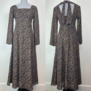 VTG Tie Back Floral Long Sleeve Dress